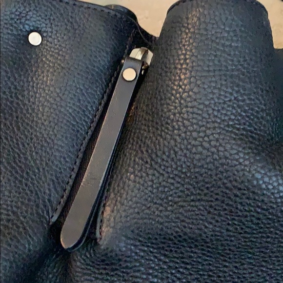 Burberry tote - Picture 5 of 13